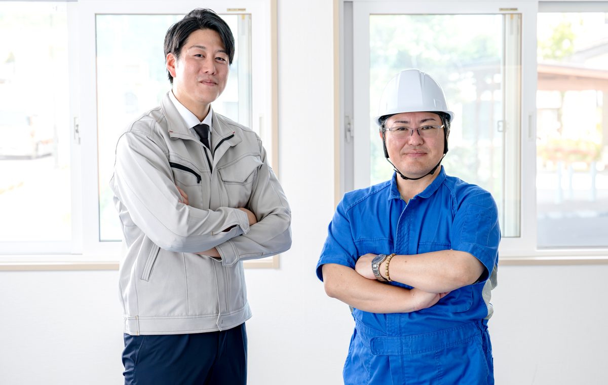 阪南市の事故物件について相談する様子